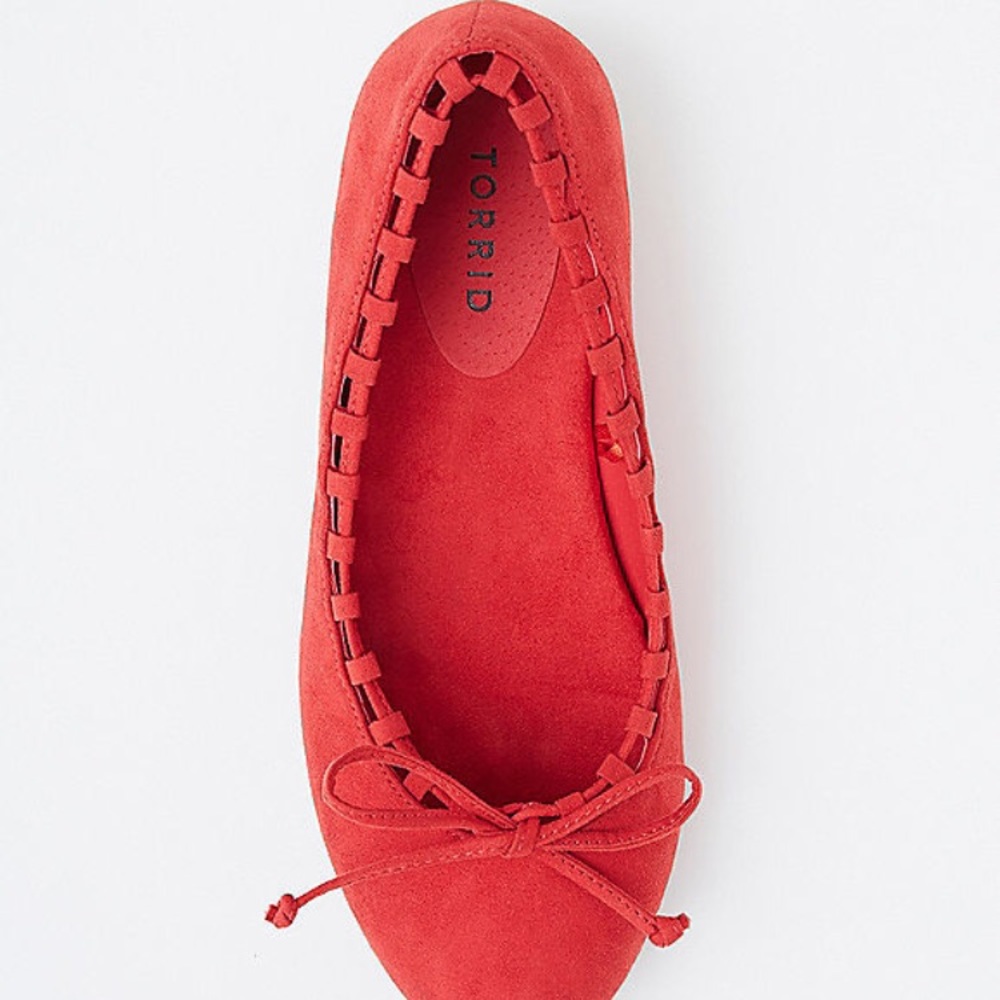 Torrid red whip stitch size 9w flats